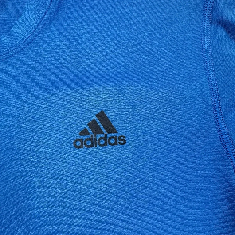 Adidas ClimaLite Men's Short Sleeve Blue Crewneck Athletic Shirt Size Medium